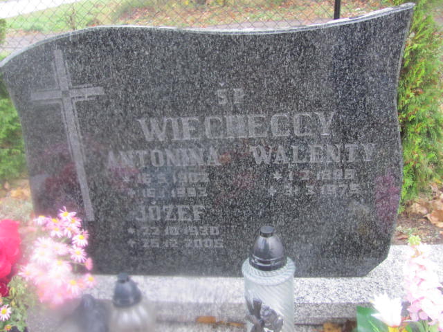 Józef Wiechecki 1930 Liszkowo - Grobonet - Wyszukiwarka osób pochowanych